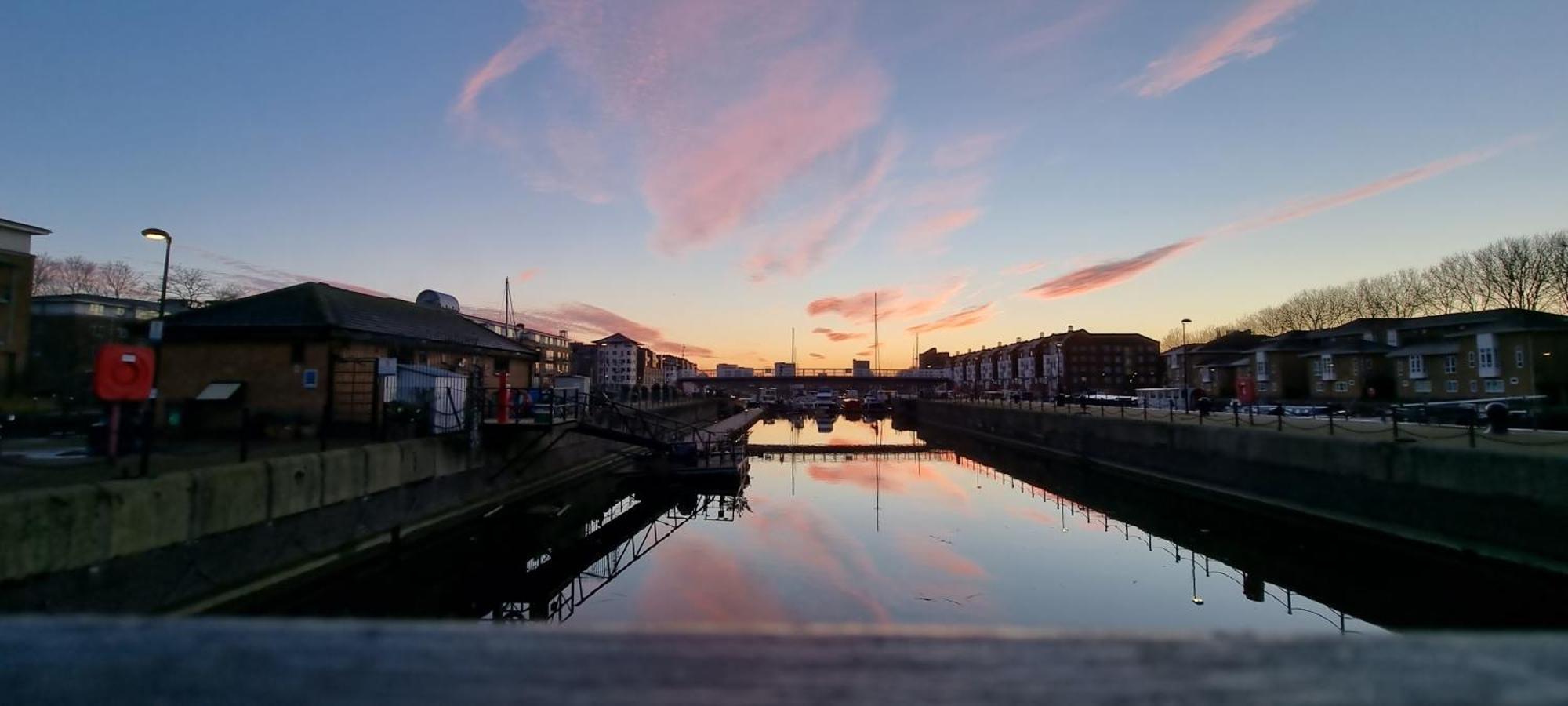 Riverside 1Br With Easy Transport 20Min To City Centre London Luaran gambar